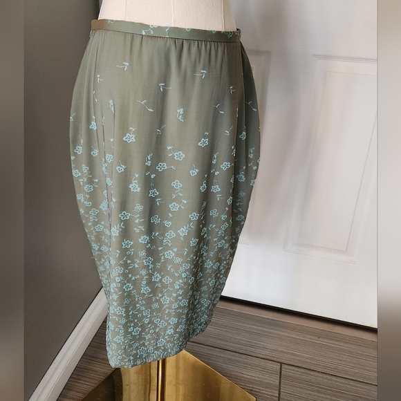 David Bitton Turquoise flower skirt - Size 8 - Picture 6 of 7